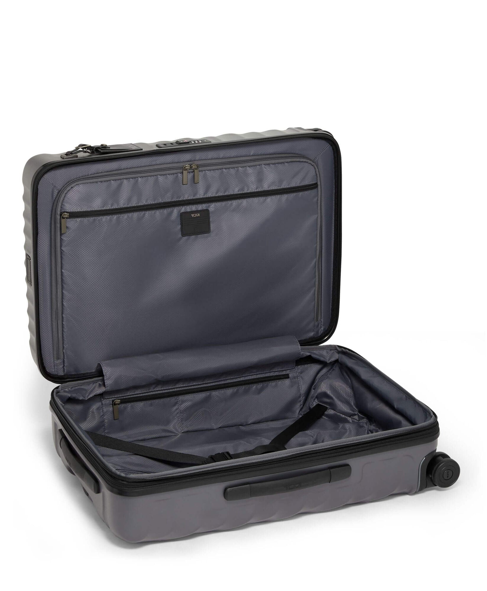19 Degree Short Trip Expandable 4 Wheeled Packing Case - London Luggage