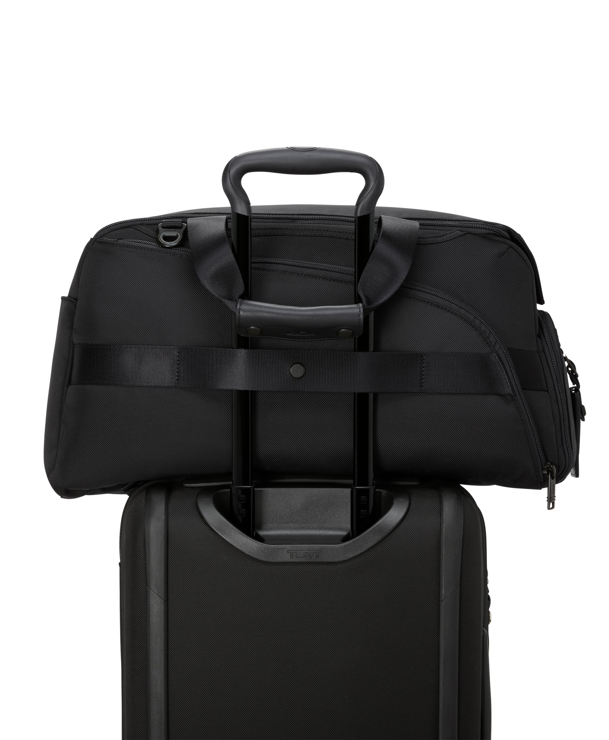 Alpha 3 Golf Duffel - Black