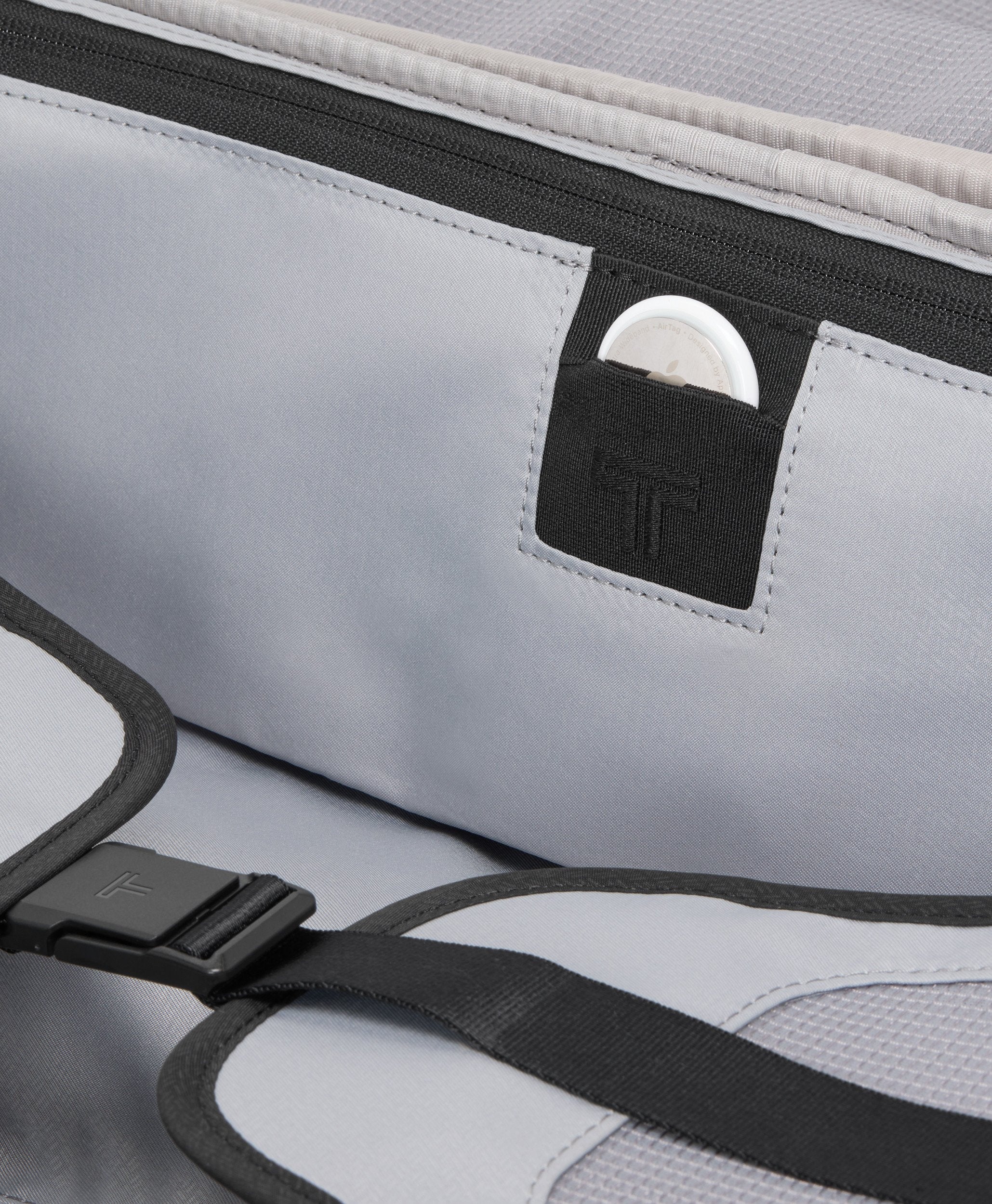 Alpha 4 X-Large Dual Access Expandable Checked - Navy