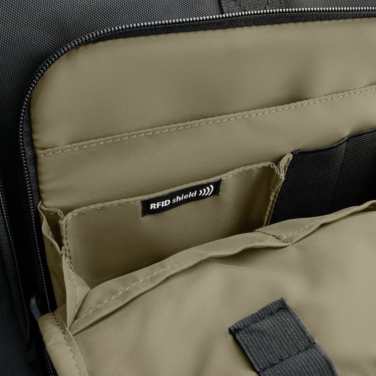 HTA Medium Expandable Brief - London Luggage