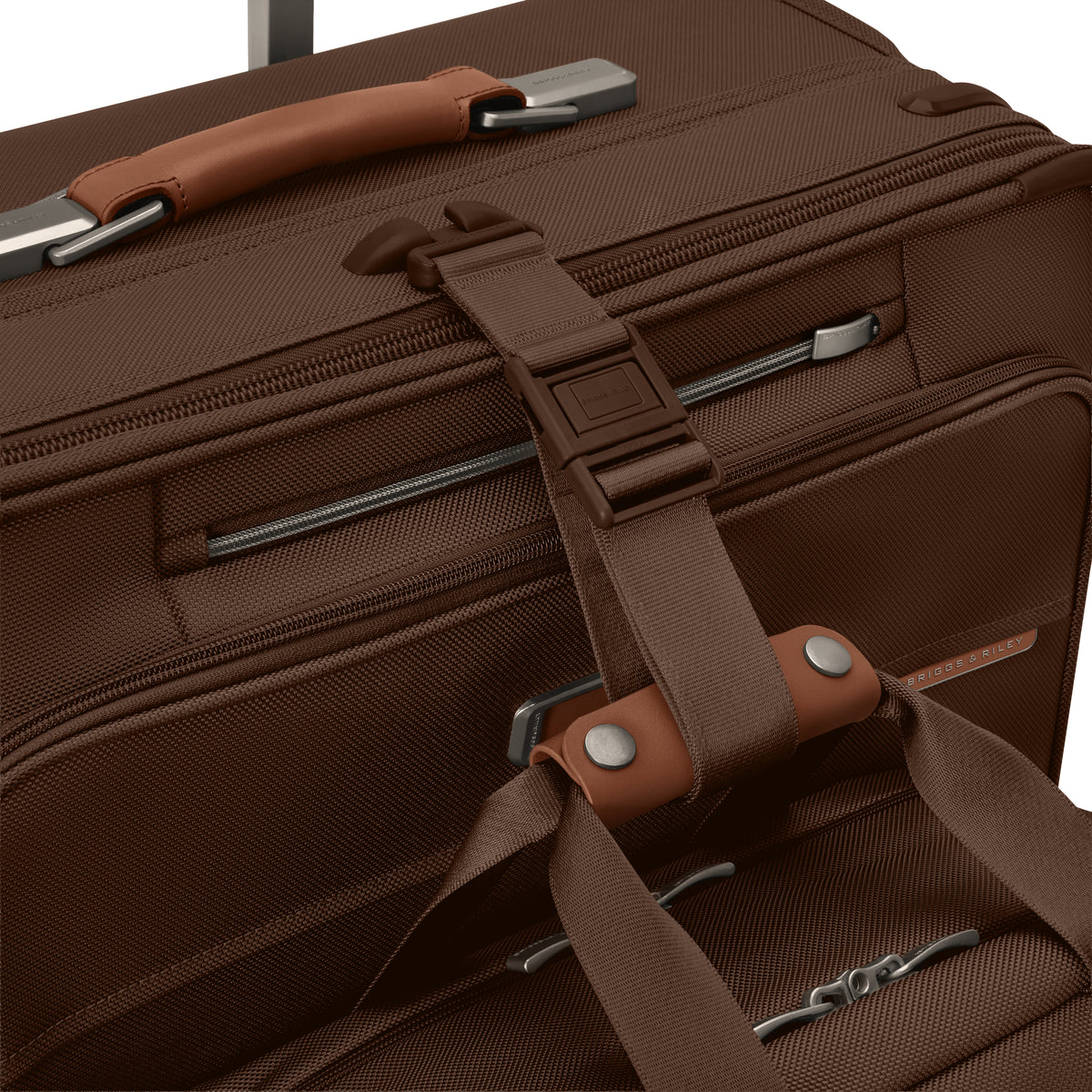 BASELINE Essential Carry-On Expandable Spinner - Chocolate