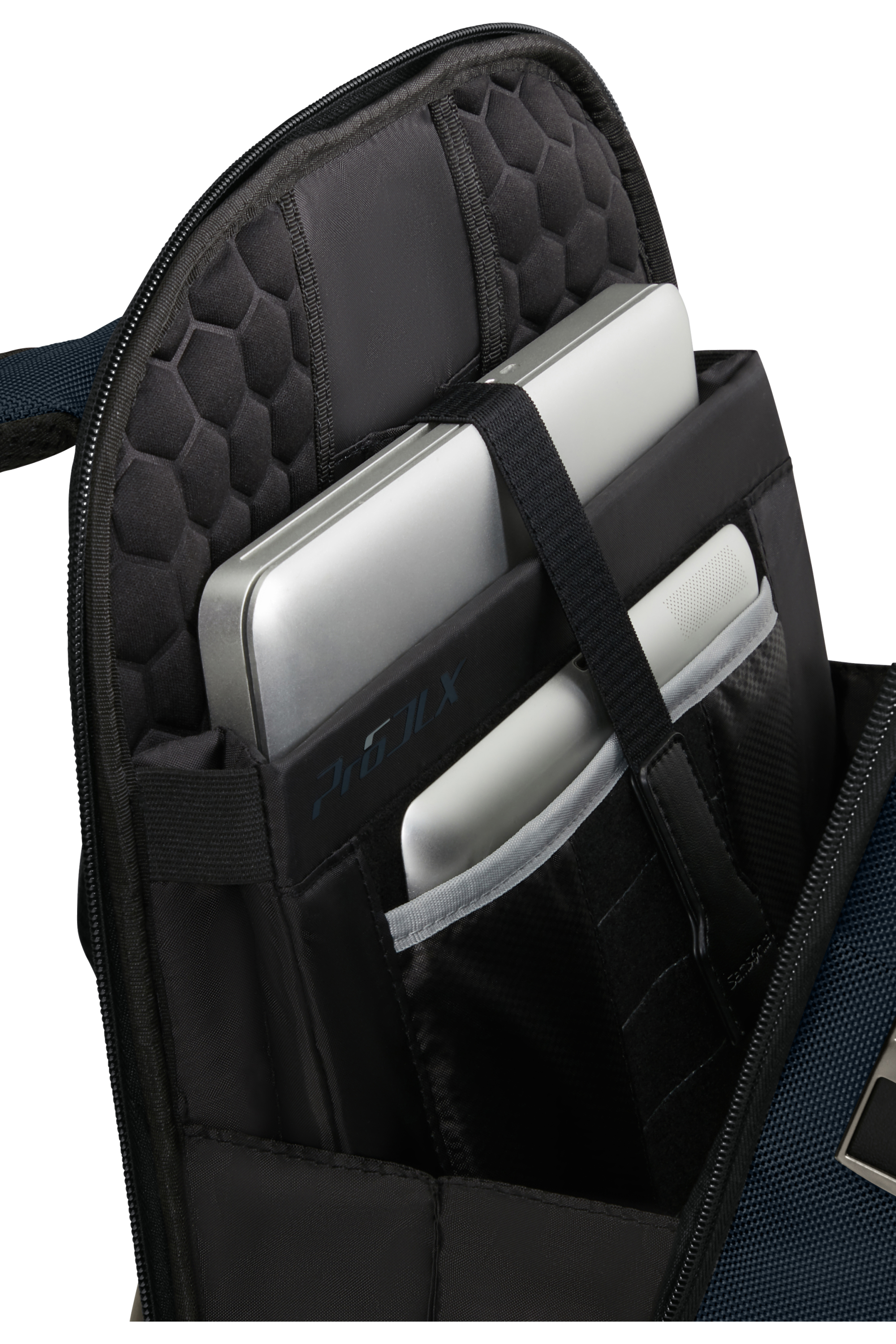 PRO-DLX 6 New Backpack 15.6" - London Luggage