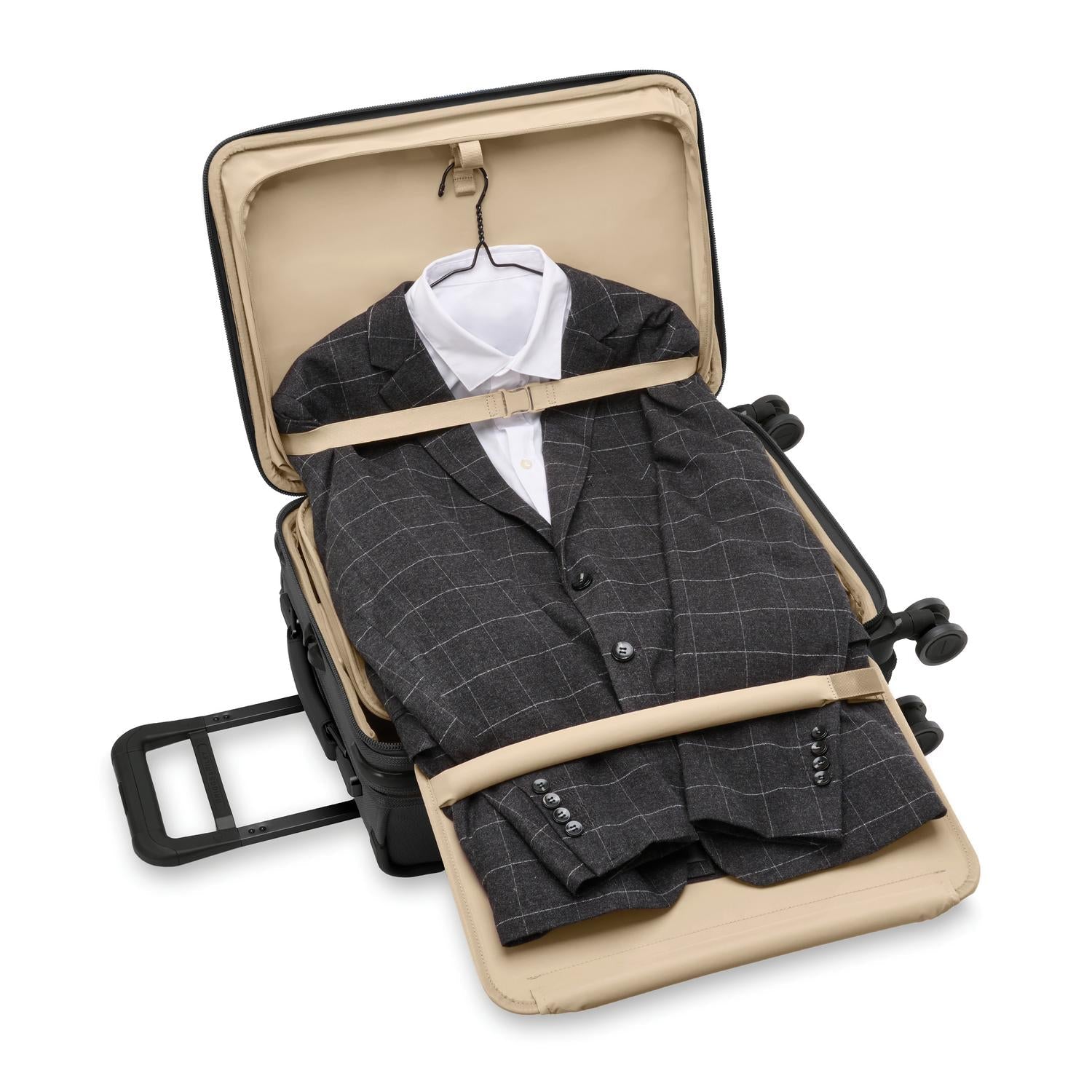 BASELINE Essential Carry-On Spinner - London Luggage