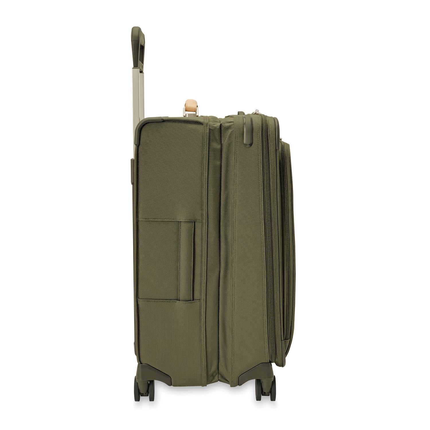 BASELINE Medium Expandable Spinner - London Luggage
