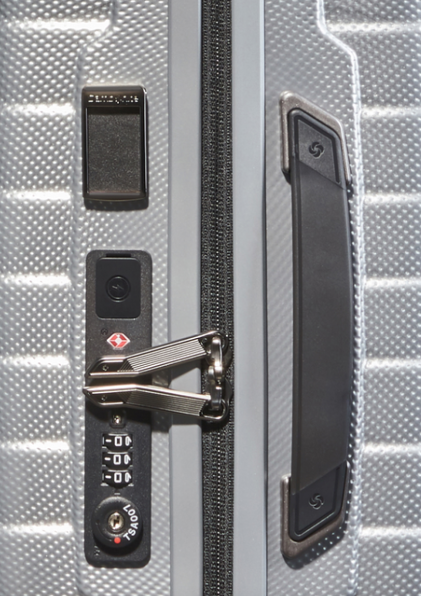 PROXIS 55cm (20/23cm) Spinner Expandable (4 wheels) - Silver