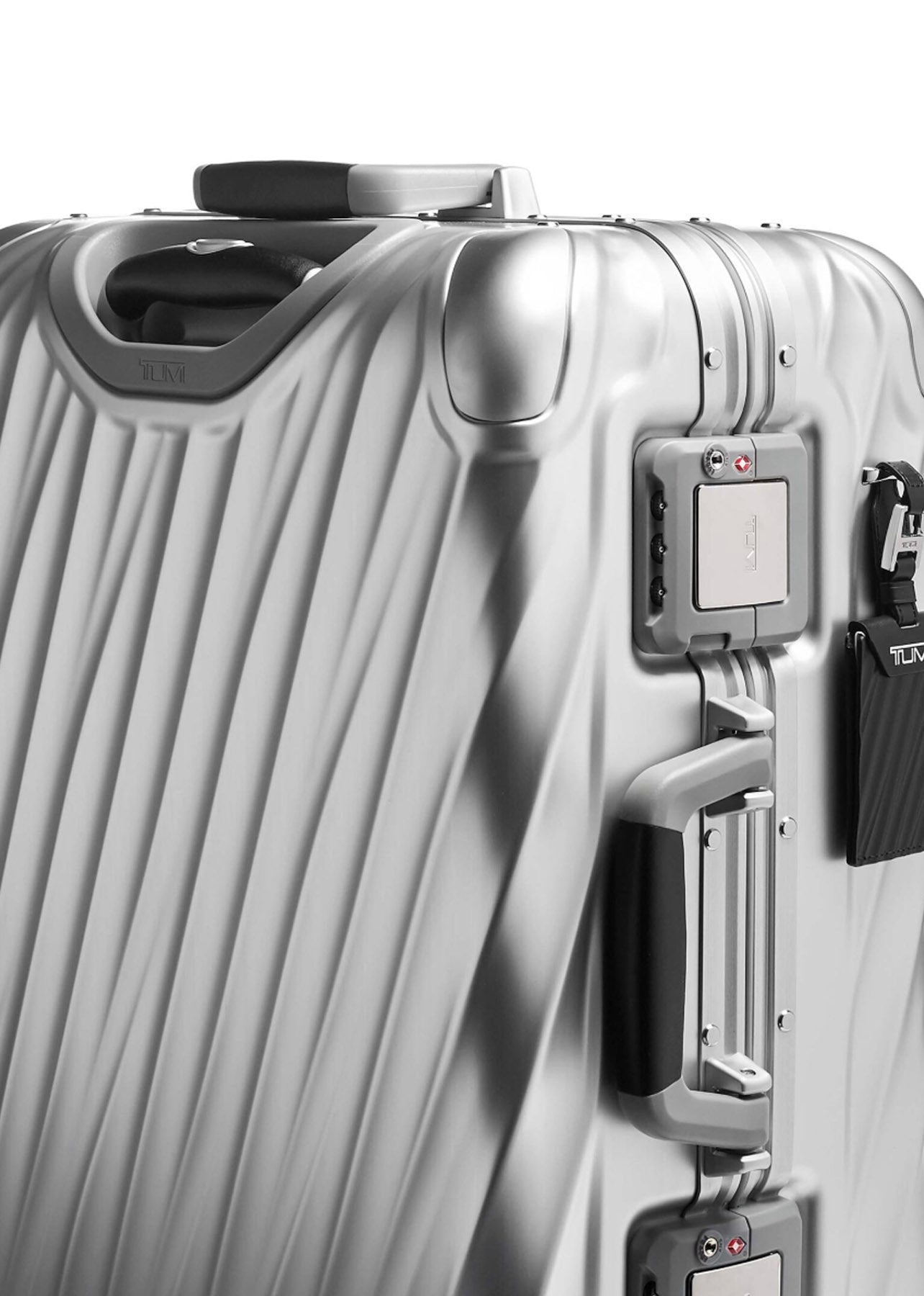 Tumi 19 Degree Aluminium Continental Carry-On - London Luggage