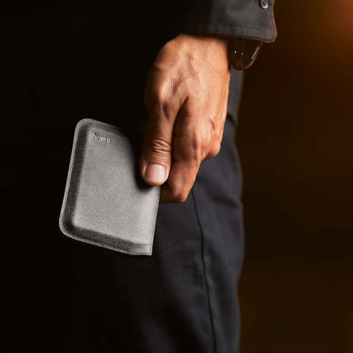 APEX Slim Sleeve - Raven