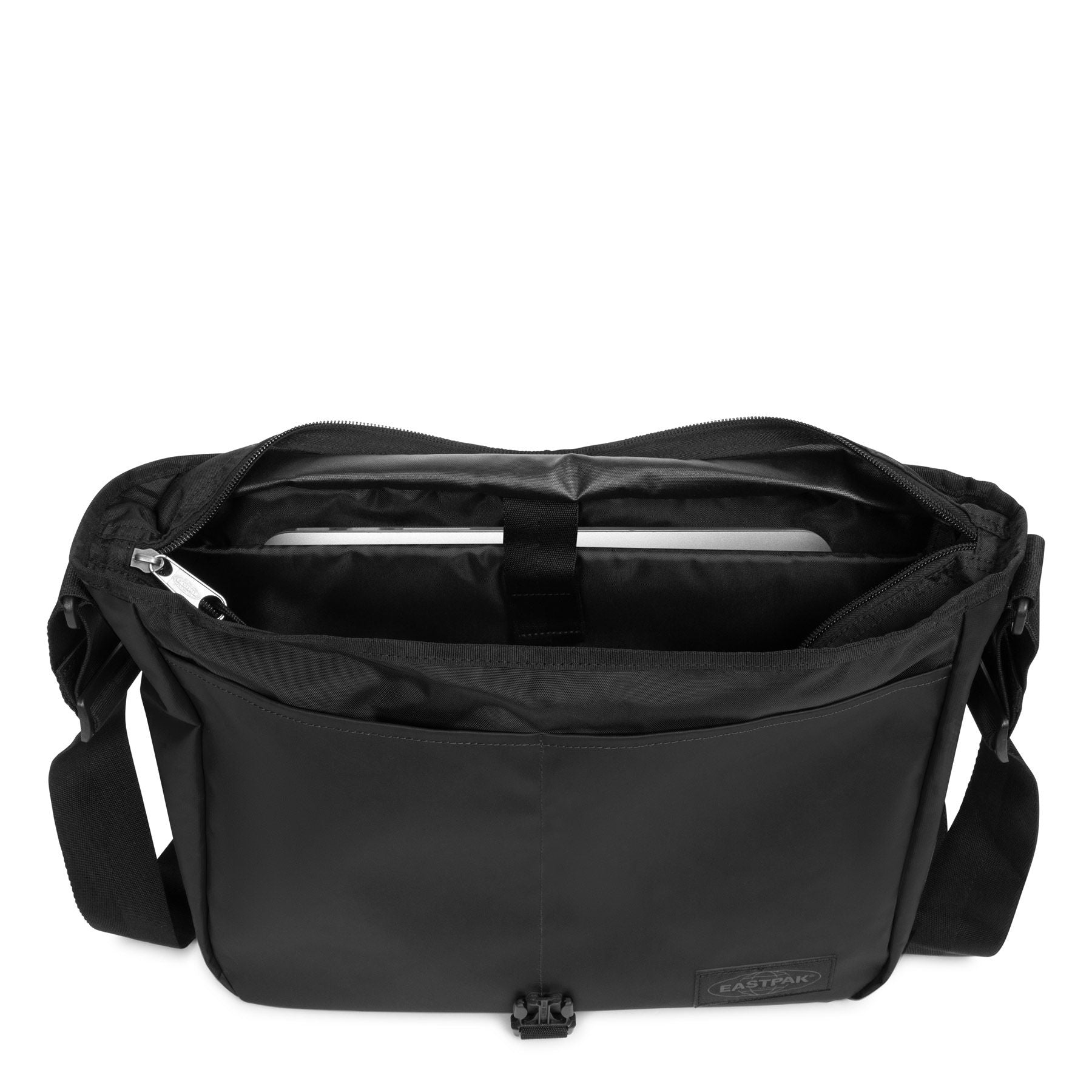 Estuche Eastpak escolar: Benchmark Negro con estampado rojo Estuche Eastpak escolar: Benchmark Negro con estampado rojo