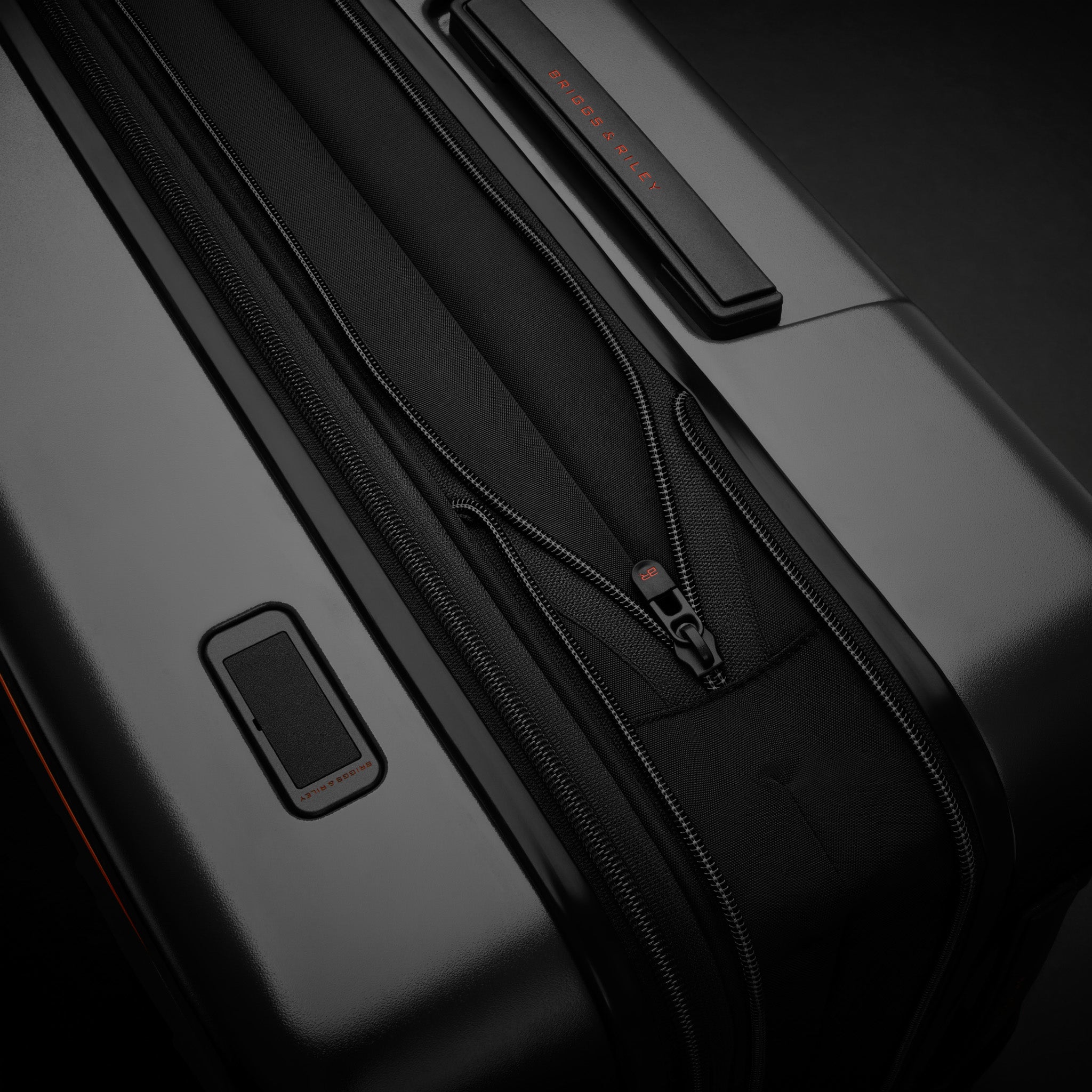 ZDX Extra Large 81cm Hardside Trunk Spinner - Black