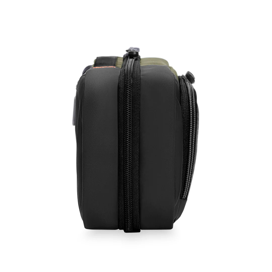 ZDX Hanging Toiletry Kit - Hunter ZDX Hanging Toiletry Kit - Hunter