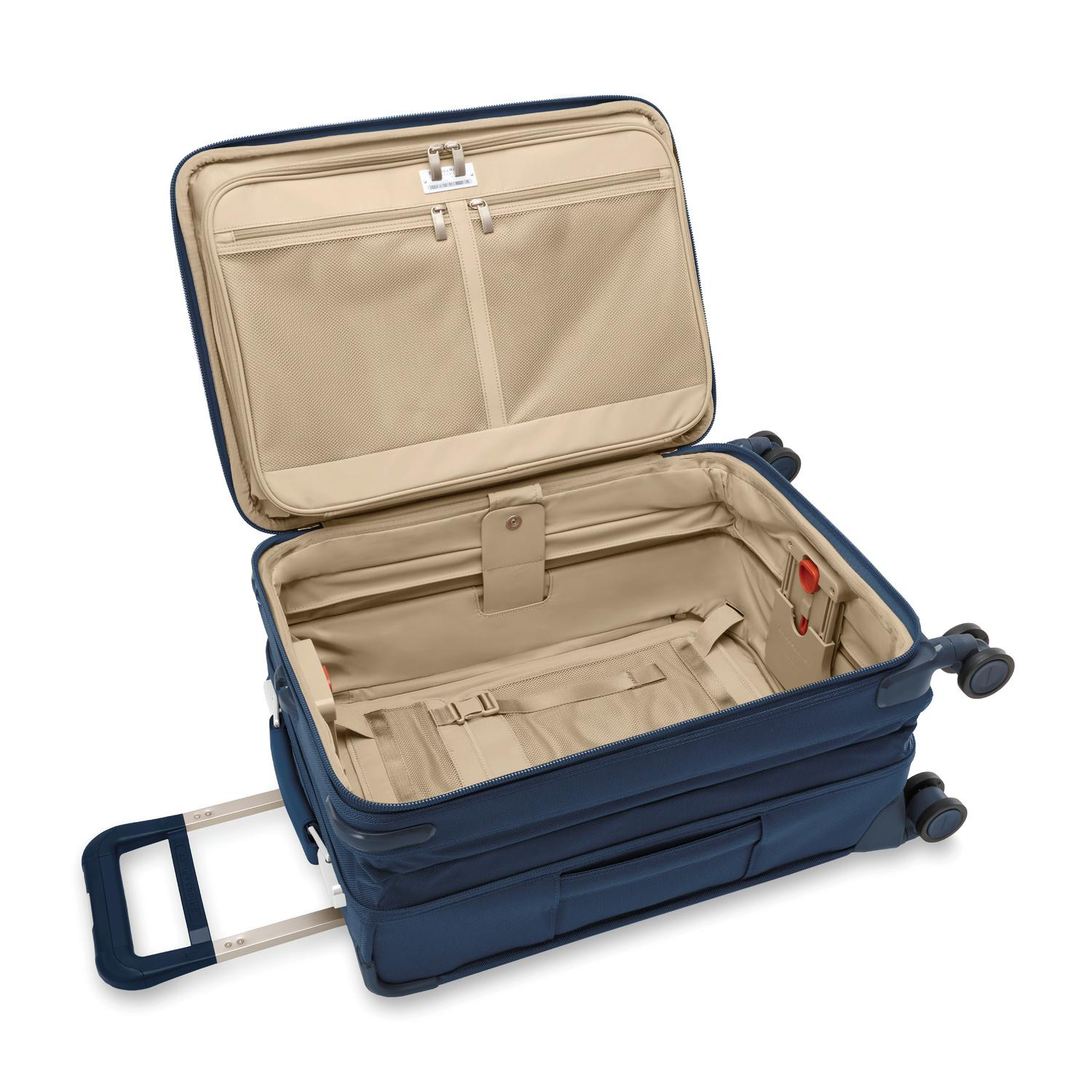 BASELINE Essential Carry-On Spinner - London Luggage