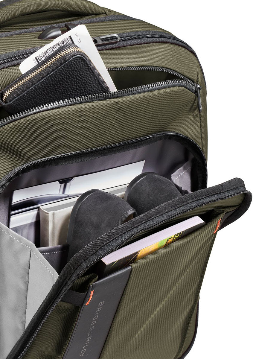 ZDX Sale International Carry-On Expandable Spinner - Hunter